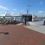 Im Ostseeresort Dampland In Perfekter Lage Damp